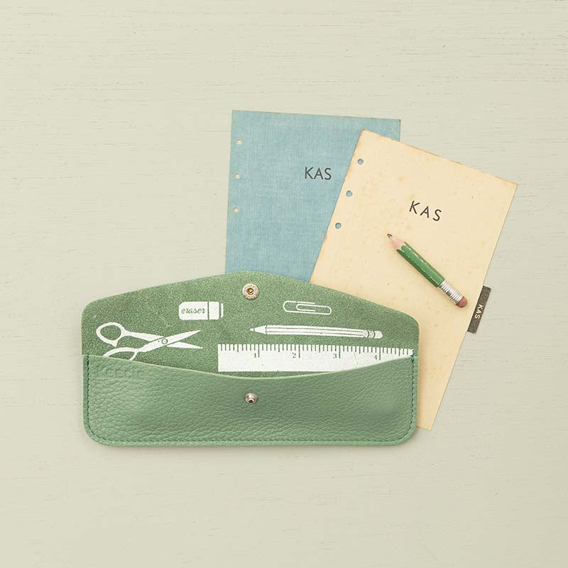 Etui, Pen Pal, Forest