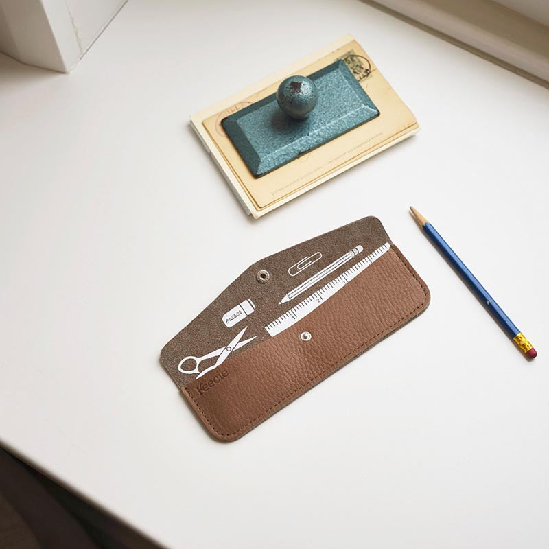 Etui, Pen Pal, Moss used look