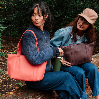 Tasche, Family Tree, Coral