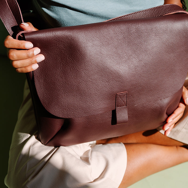 Schultertasche, Back Yard, Aubergine