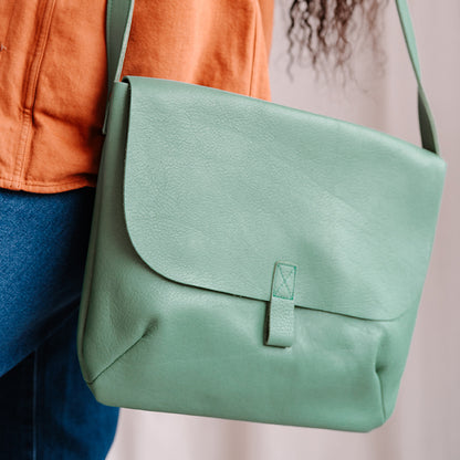 Schultertasche, Back Yard, Forest