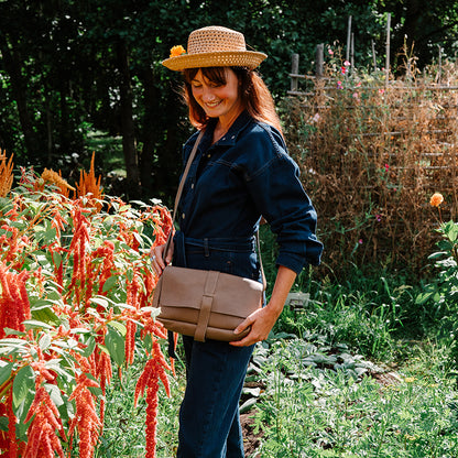 Tasche, Picking Flowers Medium, Moss used look